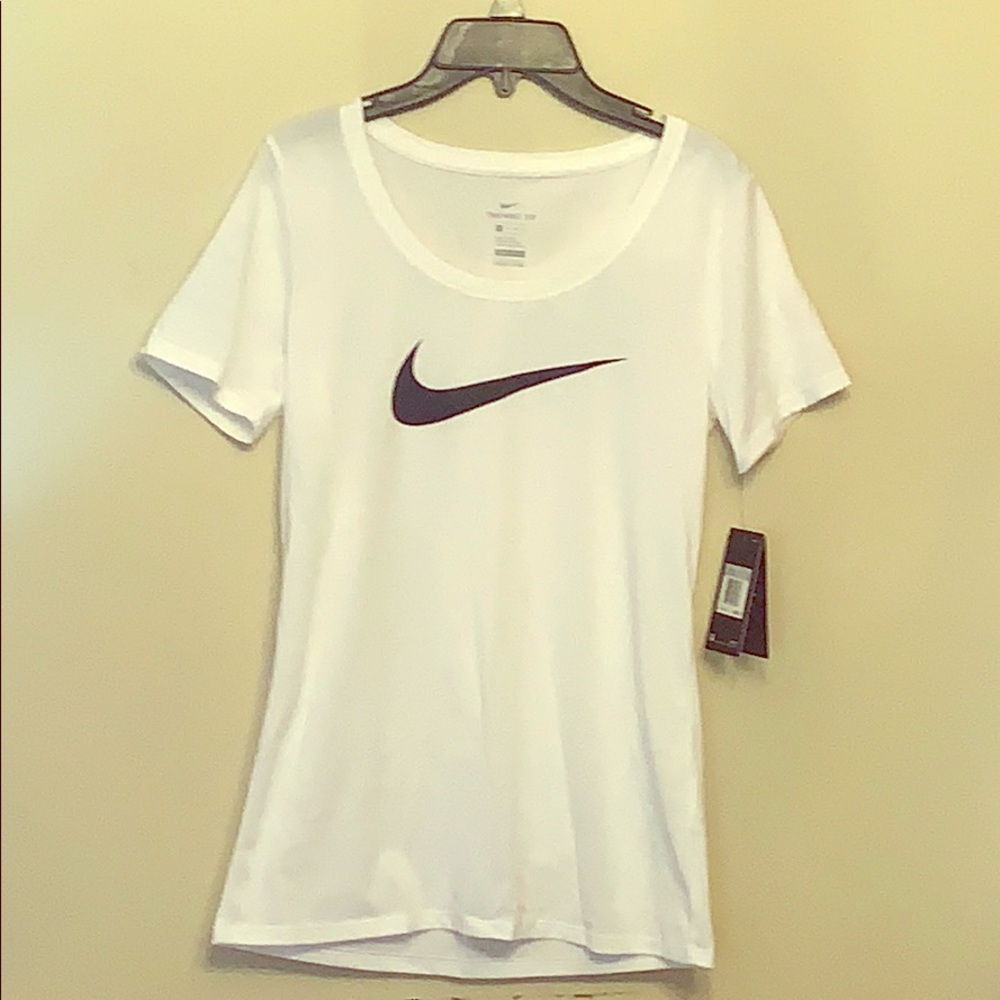 Nike women’s athletic cut T-shirt